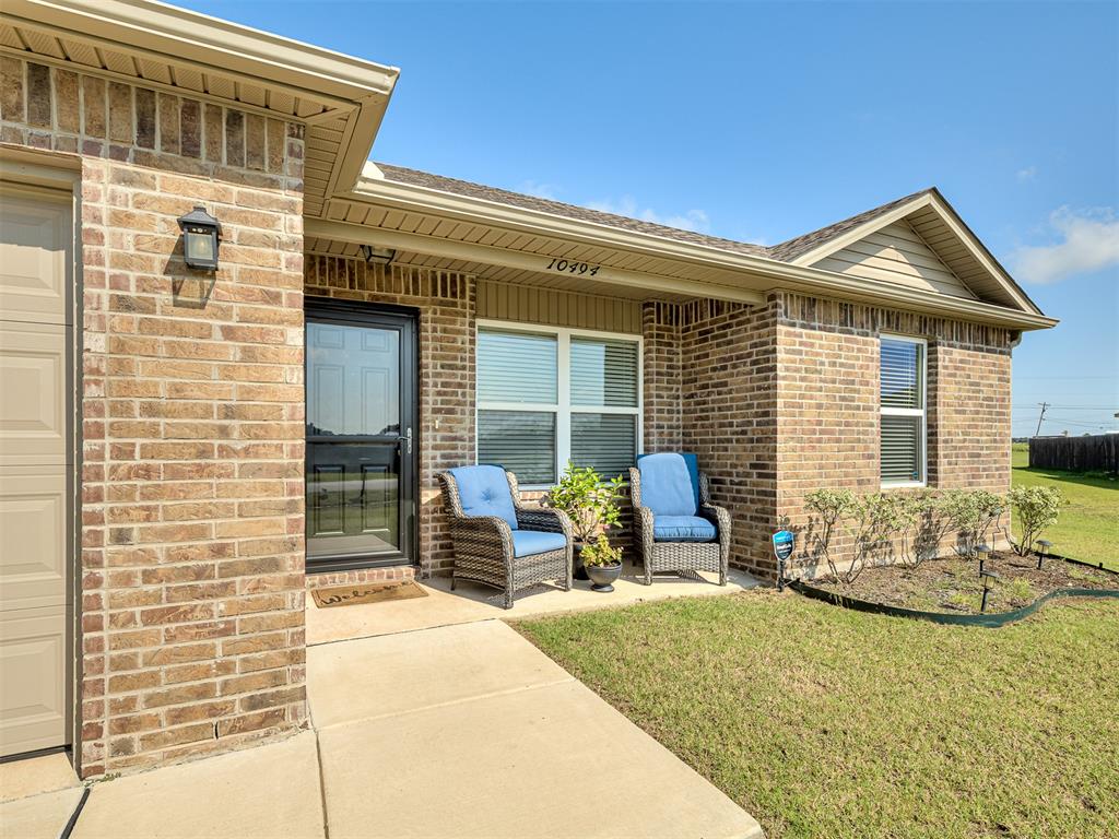 10494 Cadens Trail Property Photo 5