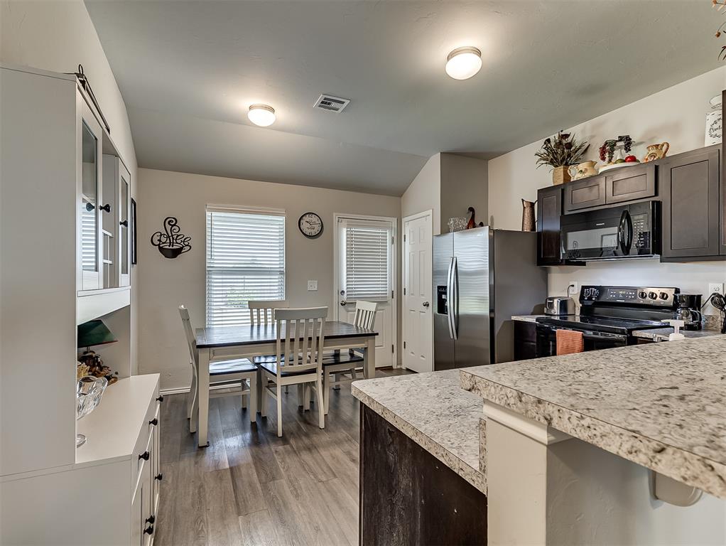 10494 Cadens Trail Property Photo 14
