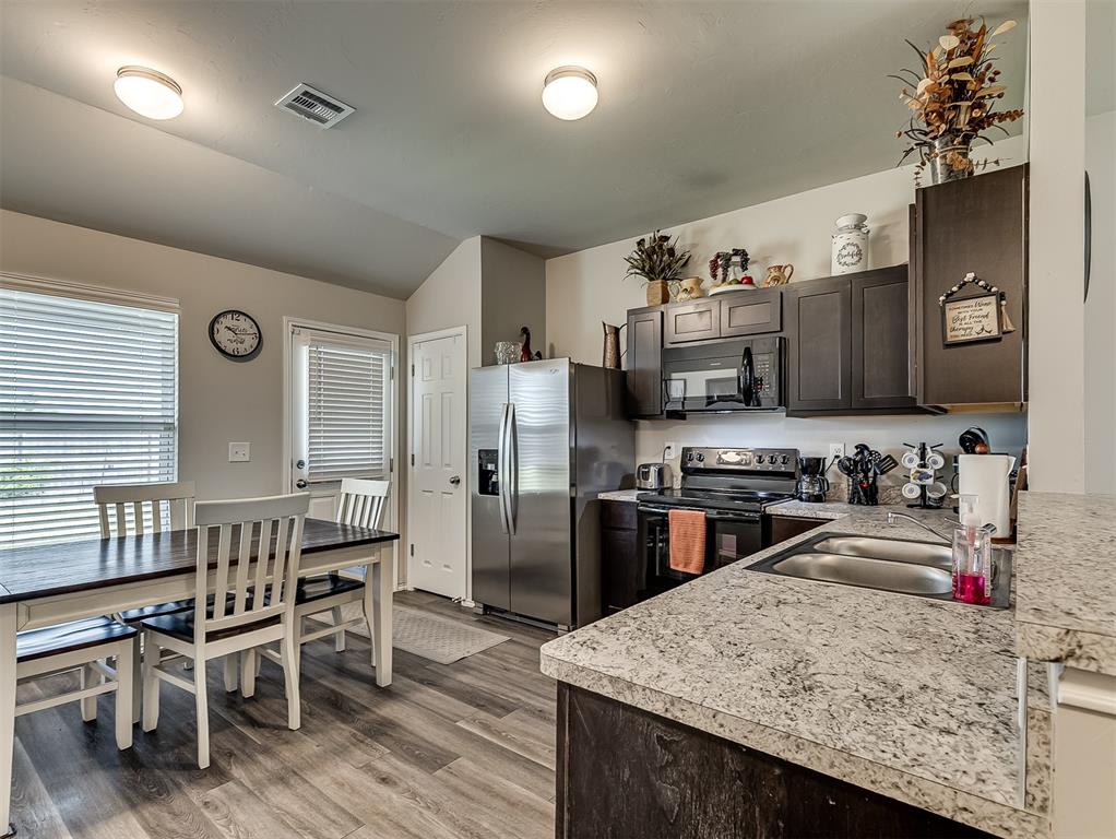 10494 Cadens Trail Property Photo 15