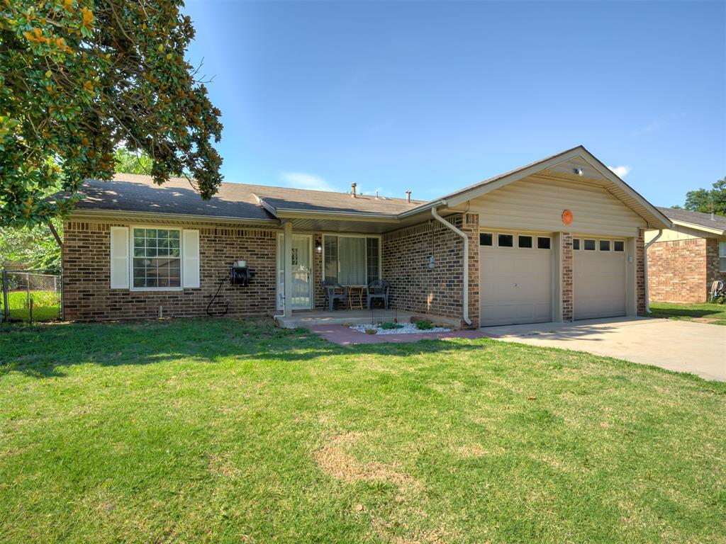 640 W Perry Drive Property Photo 1