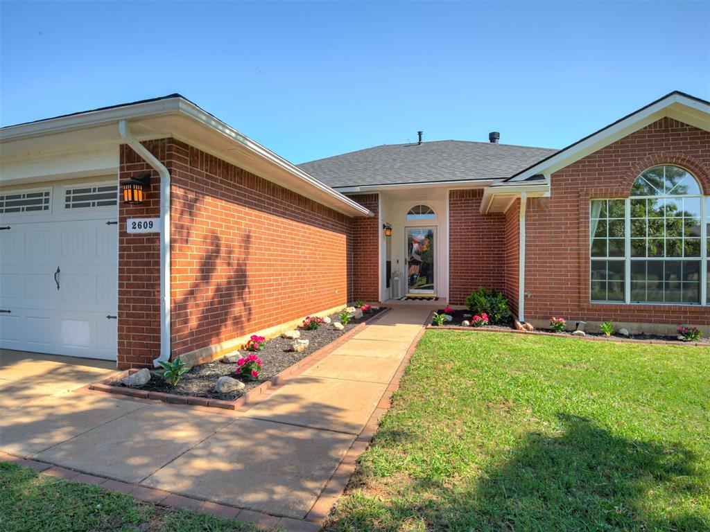 2609 Nw 160th Street Property Photo 2