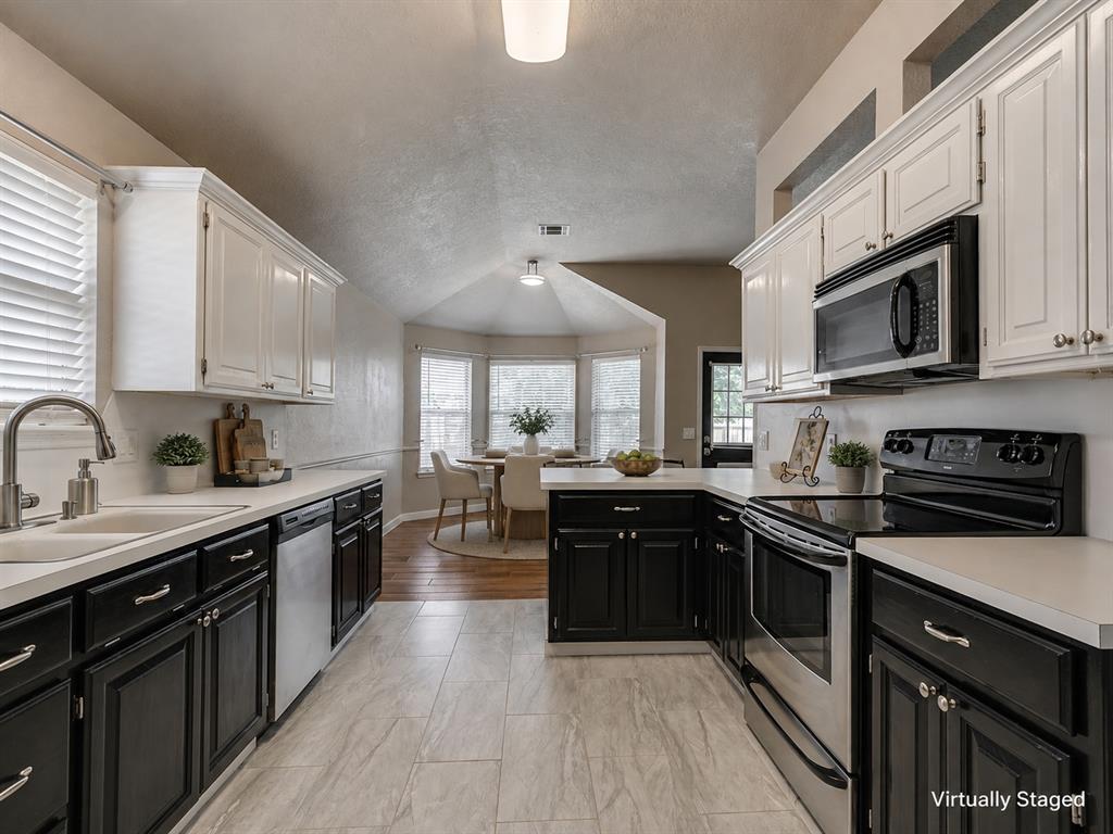2609 Nw 160th Street Property Photo 5