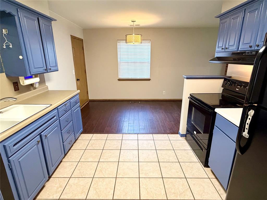 11200 Greystone Avenue Property Photo 10