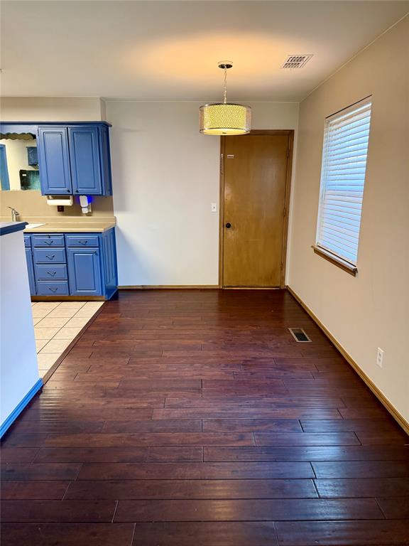11200 Greystone Avenue Property Photo 11