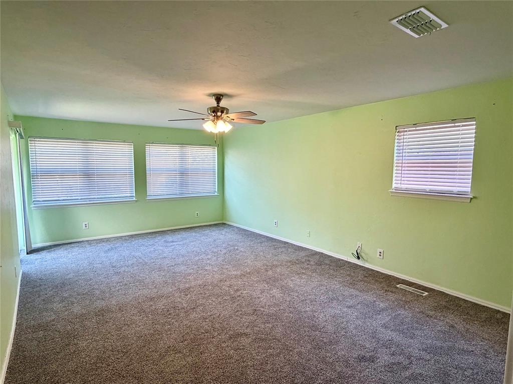 11200 Greystone Avenue Property Photo 15