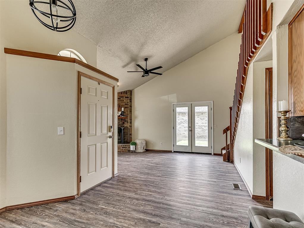 2124 Lonnie Property Photo 10