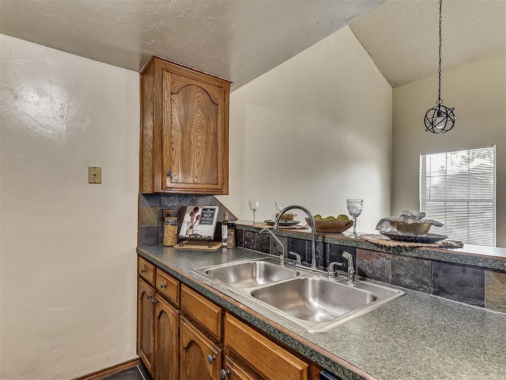 2124 Lonnie Property Photo 15