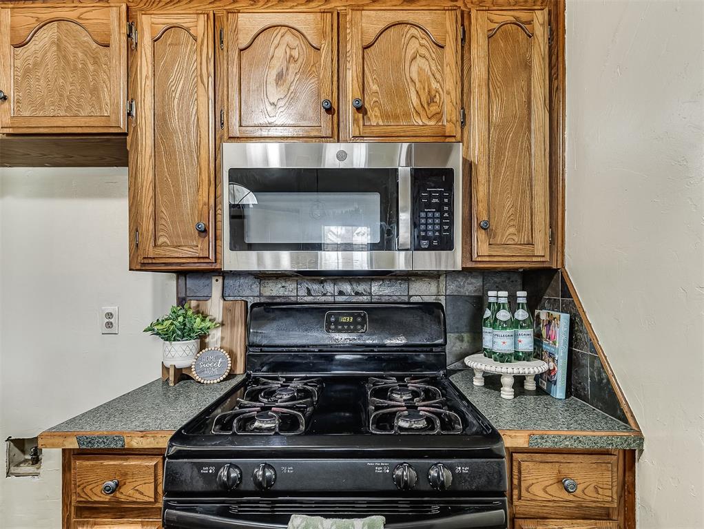 2124 Lonnie Property Photo 16