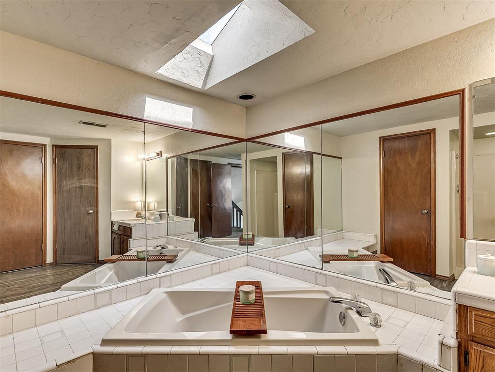 2124 Lonnie Property Photo 33
