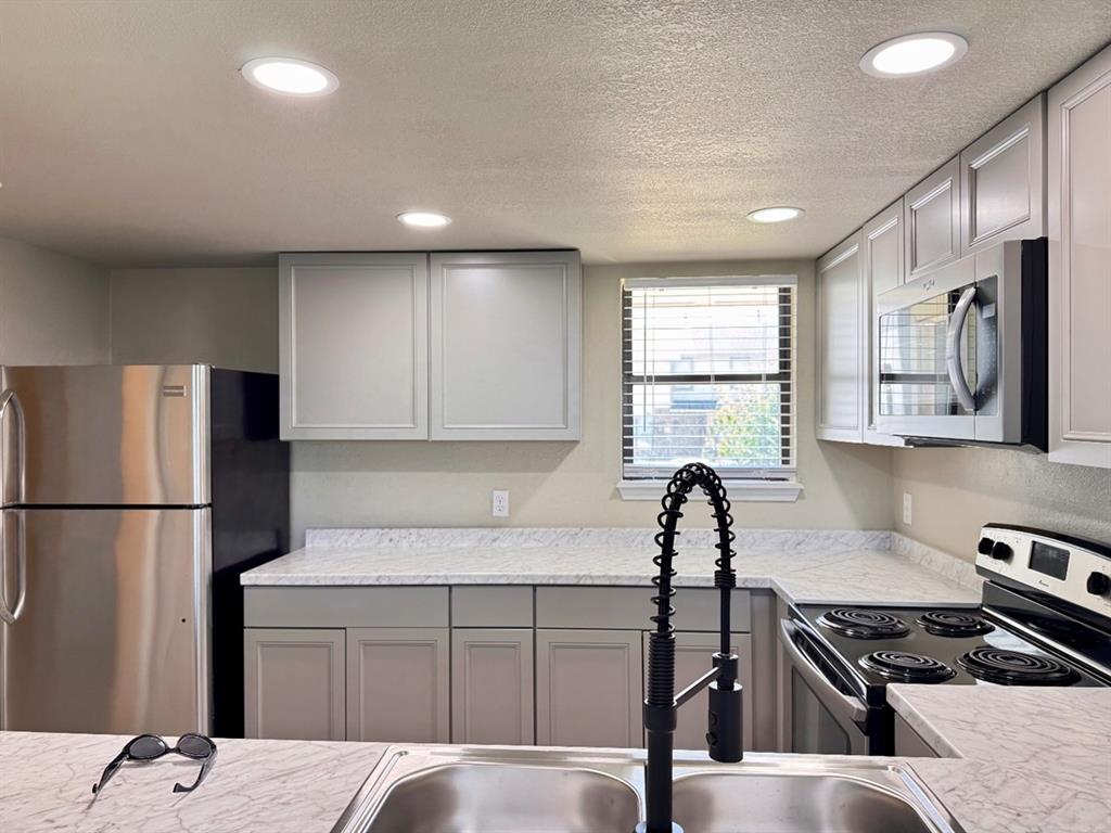 417 Ne 115th Street Property Photo 4