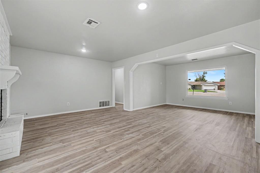 1722 Nw Crosby Park Boulevard Property Photo 5