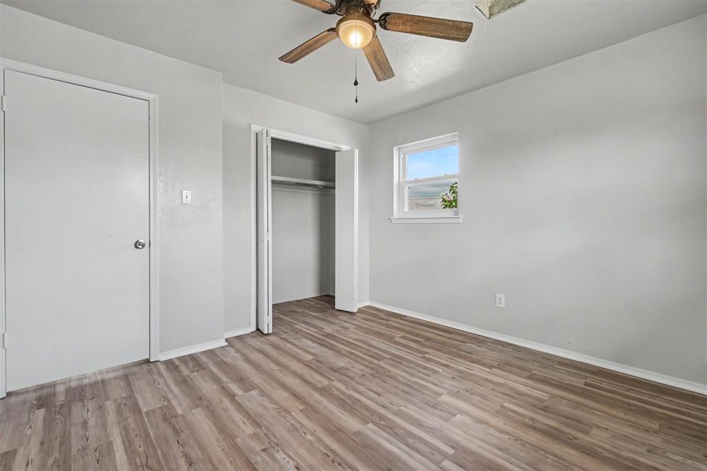 1722 Nw Crosby Park Boulevard Property Photo 19