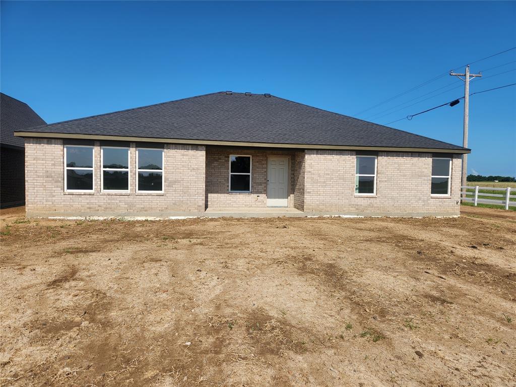 1916 Topaz Road Property Photo 3