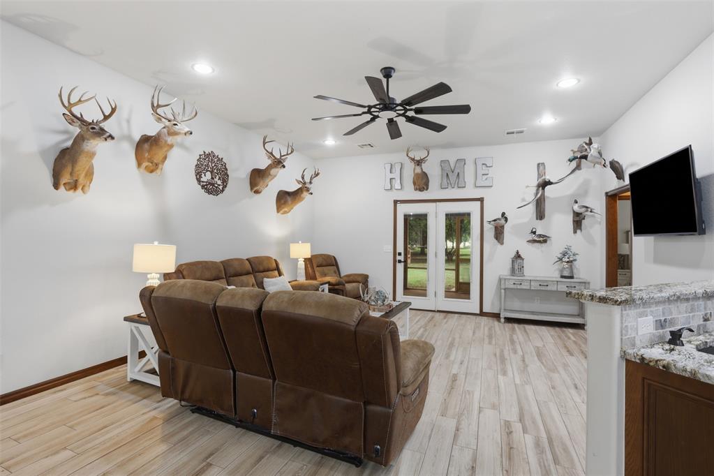 15597 Us Highway 77 Property Photo 11