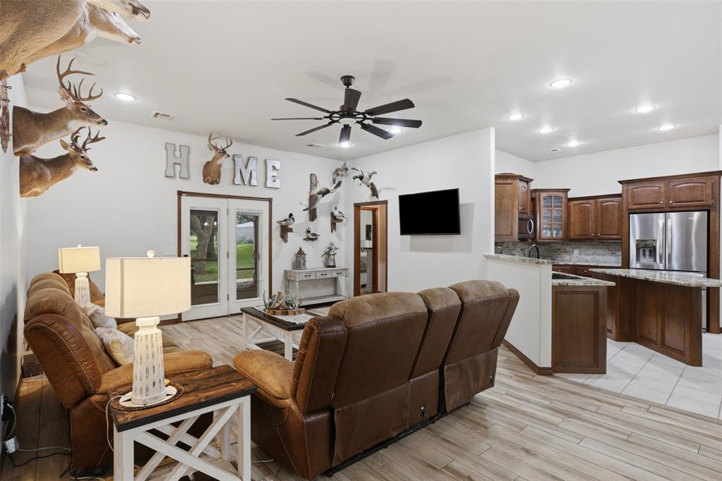 15597 Us Highway 77 Property Photo 12
