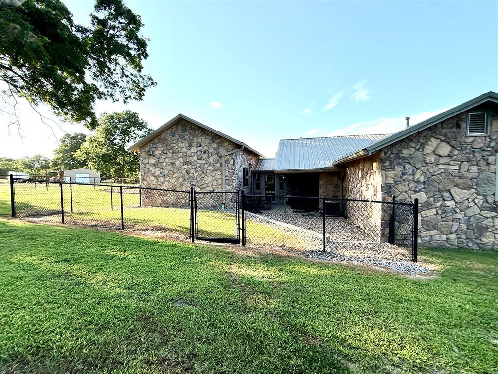 13211 N 365 Road Property Photo 4
