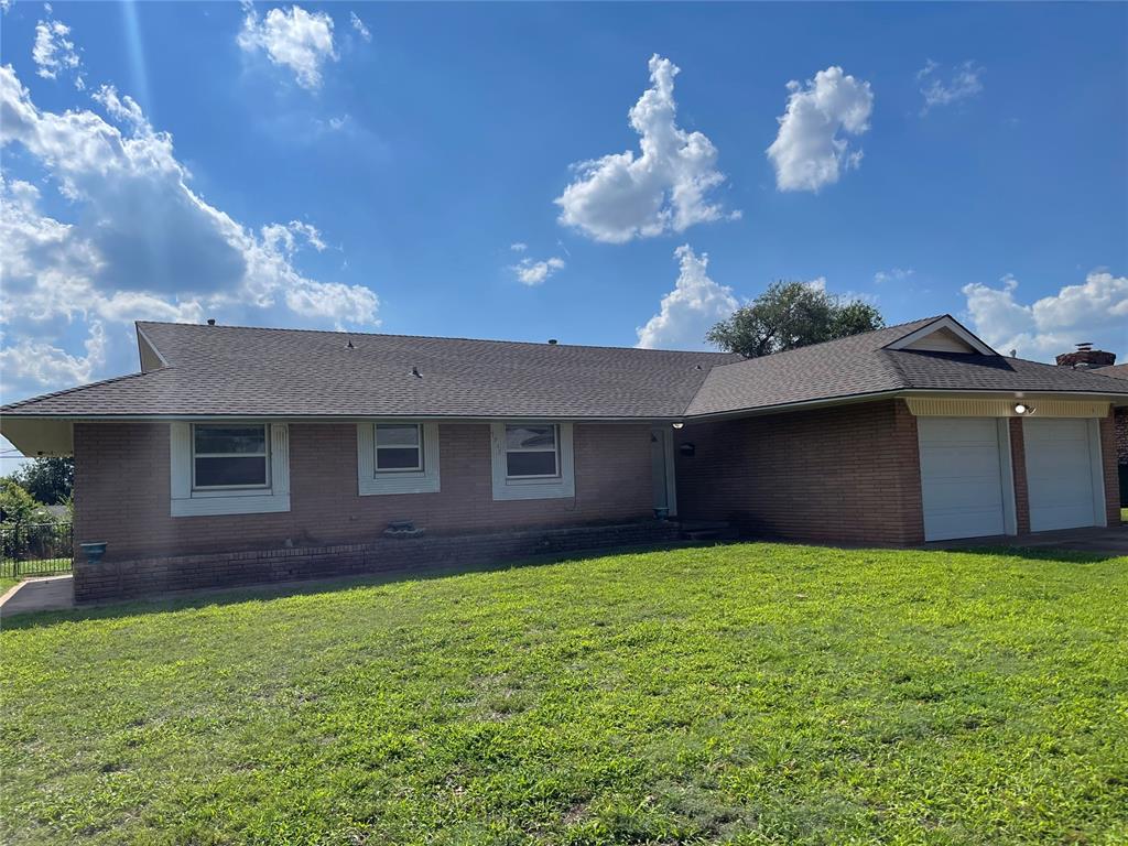 5913 Crestview Drive Property Photo 1