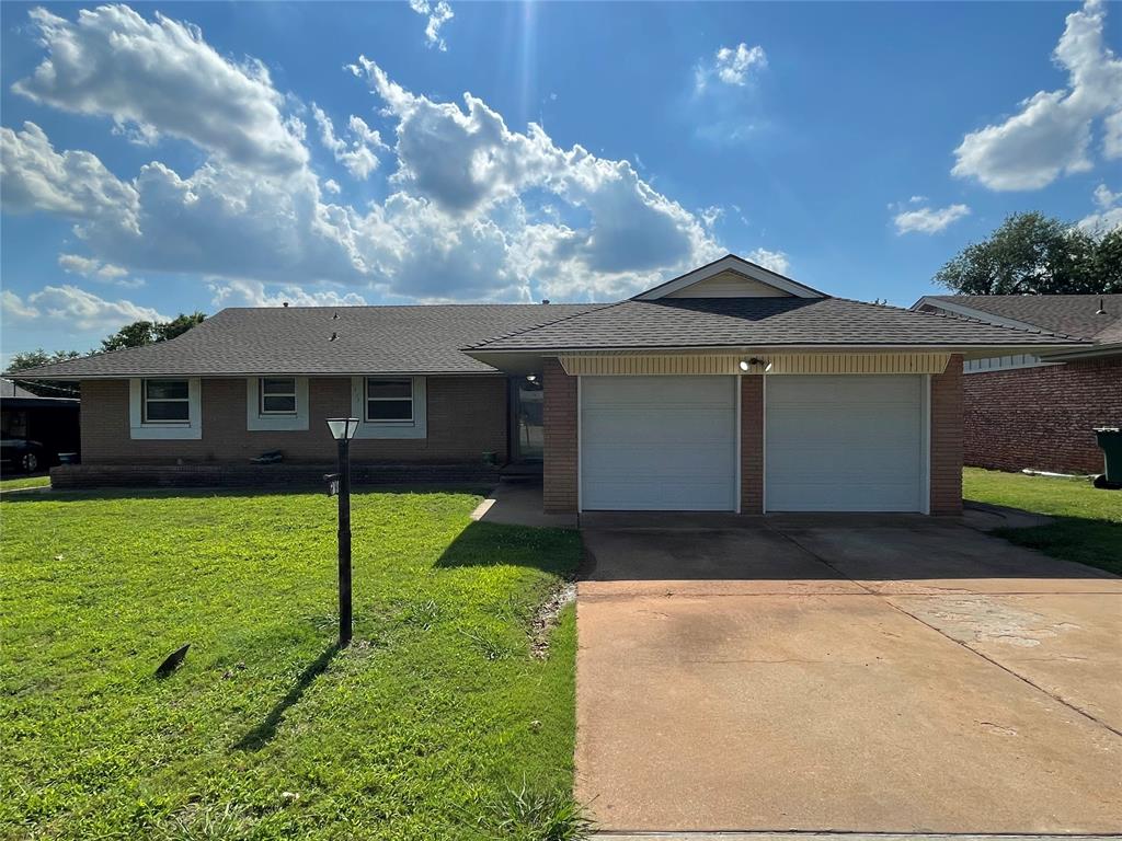 5913 Crestview Drive Property Photo 2