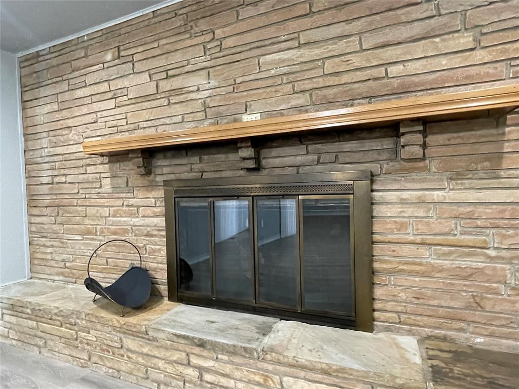 5913 Crestview Drive Property Photo 17