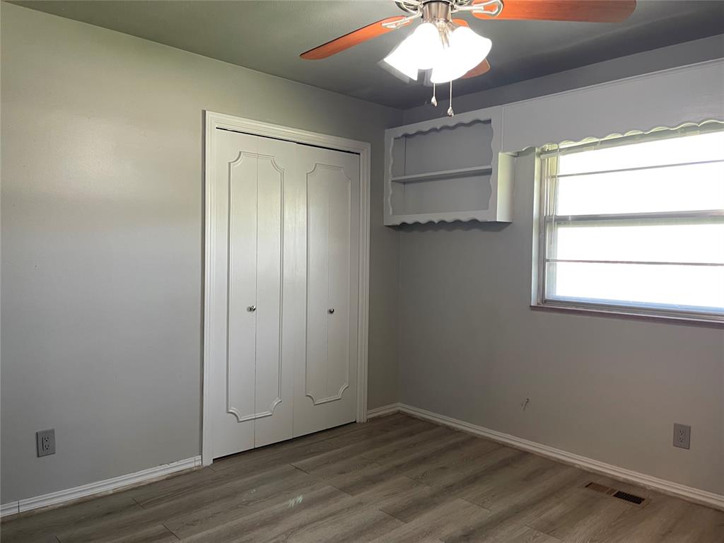 5913 Crestview Drive Property Photo 23