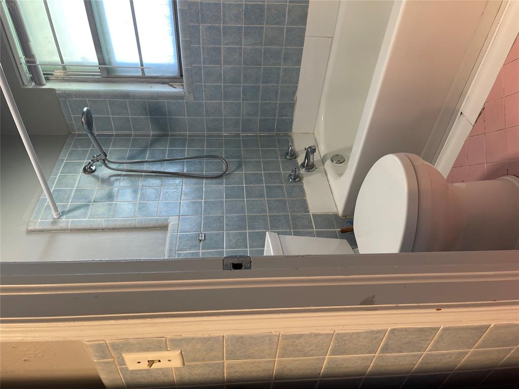 5913 Crestview Drive Property Photo 27