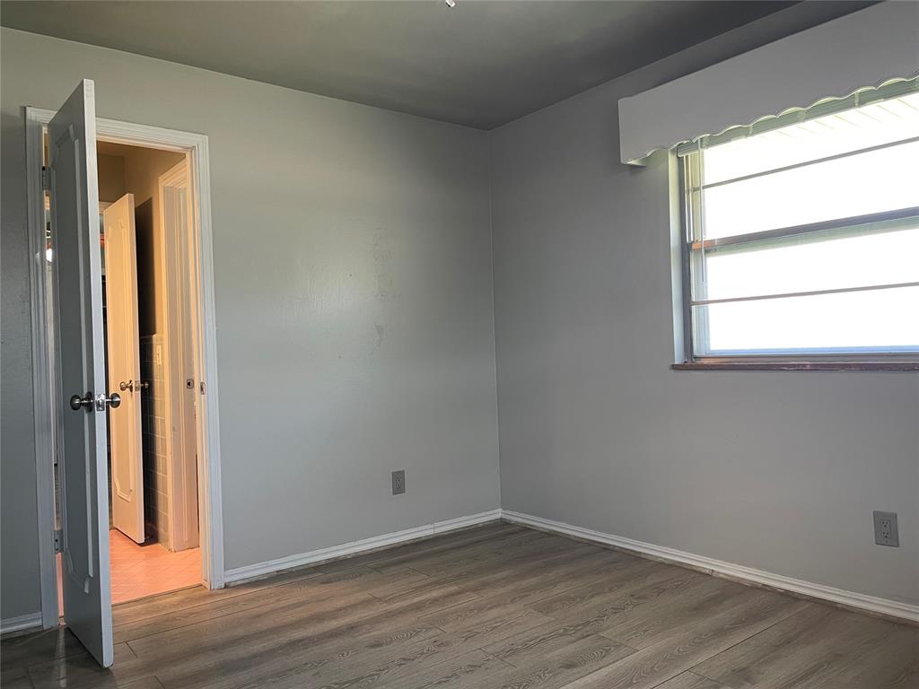 5913 Crestview Drive Property Photo 30