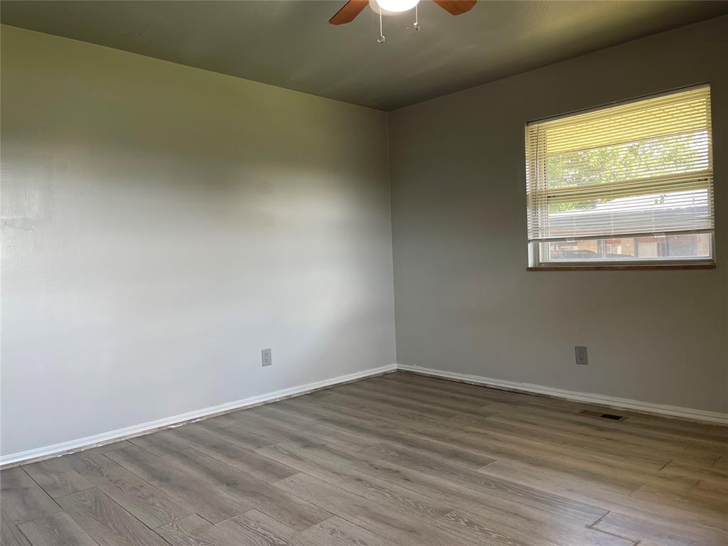 5913 Crestview Drive Property Photo 36