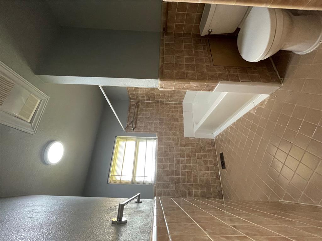 5913 Crestview Drive Property Photo 40