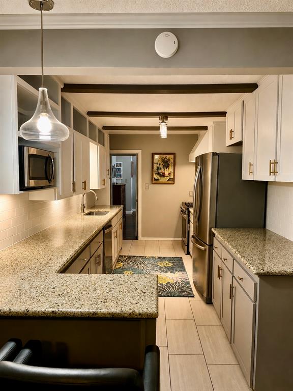 1105 Belford Avenue Property Photo 8