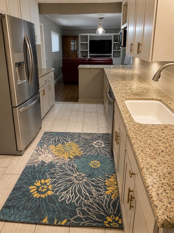 1105 Belford Avenue Property Photo 9