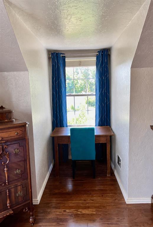 1105 Belford Avenue Property Photo 13