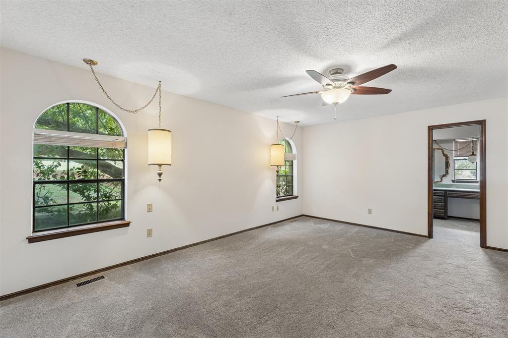 2009 Forest Road Property Photo 16