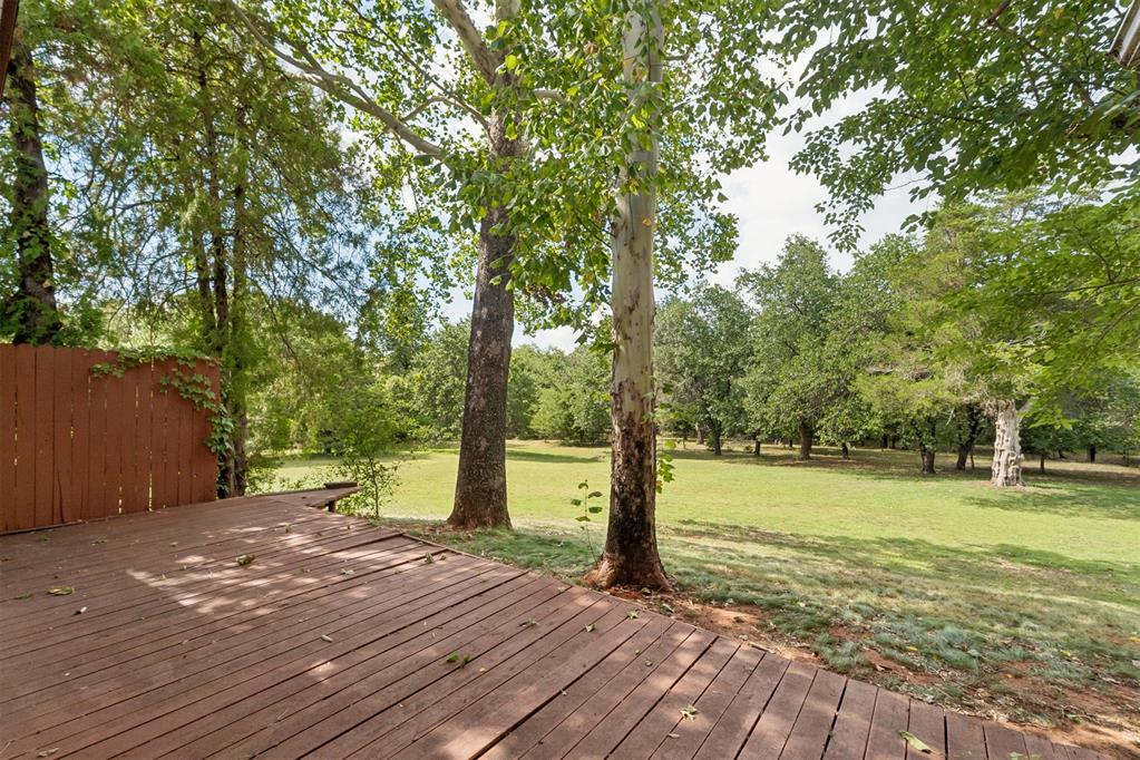 2009 Forest Road Property Photo 32