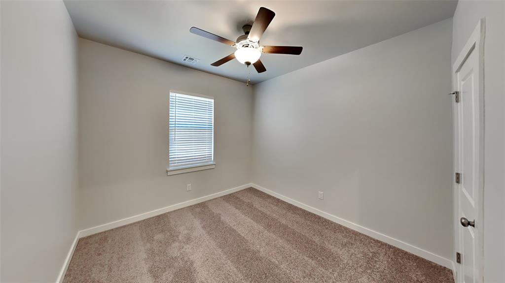 17009 Oak Ridge Circle Property Photo 12