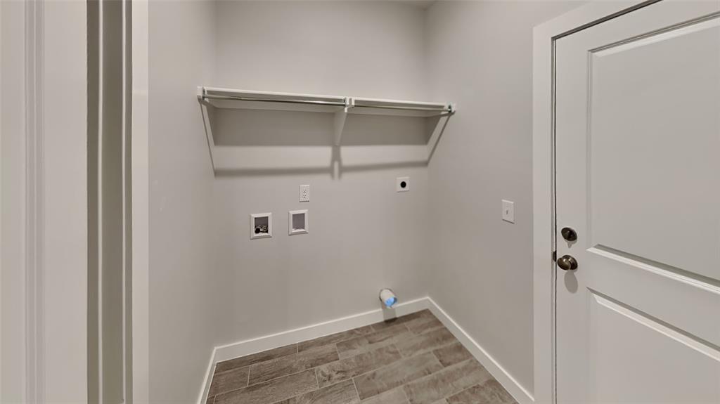 17009 Oak Ridge Circle Property Photo 21
