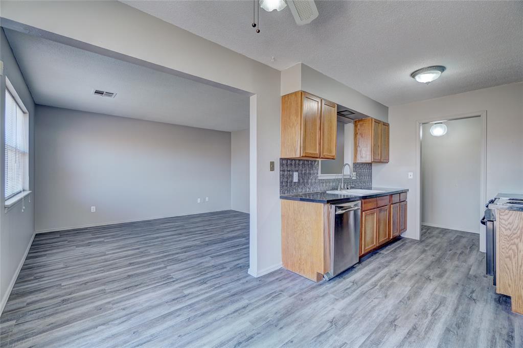 109 Bainbridge Road Property Photo 7