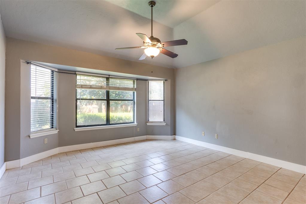 1612 Glacier Lane Property Photo 14