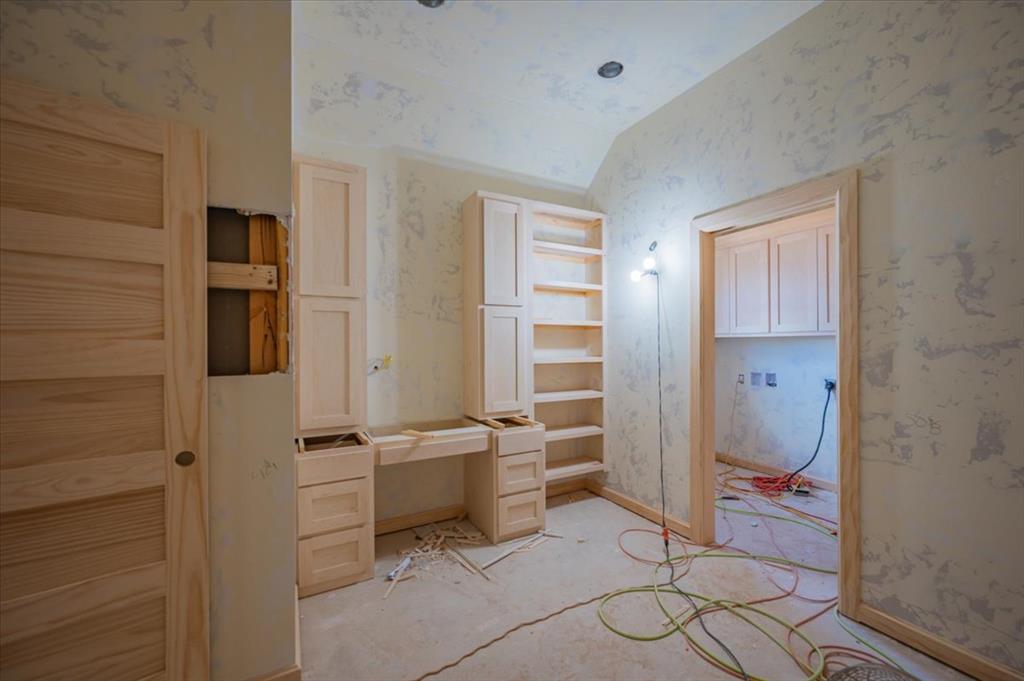 1111 Jozie Way Property Photo 17