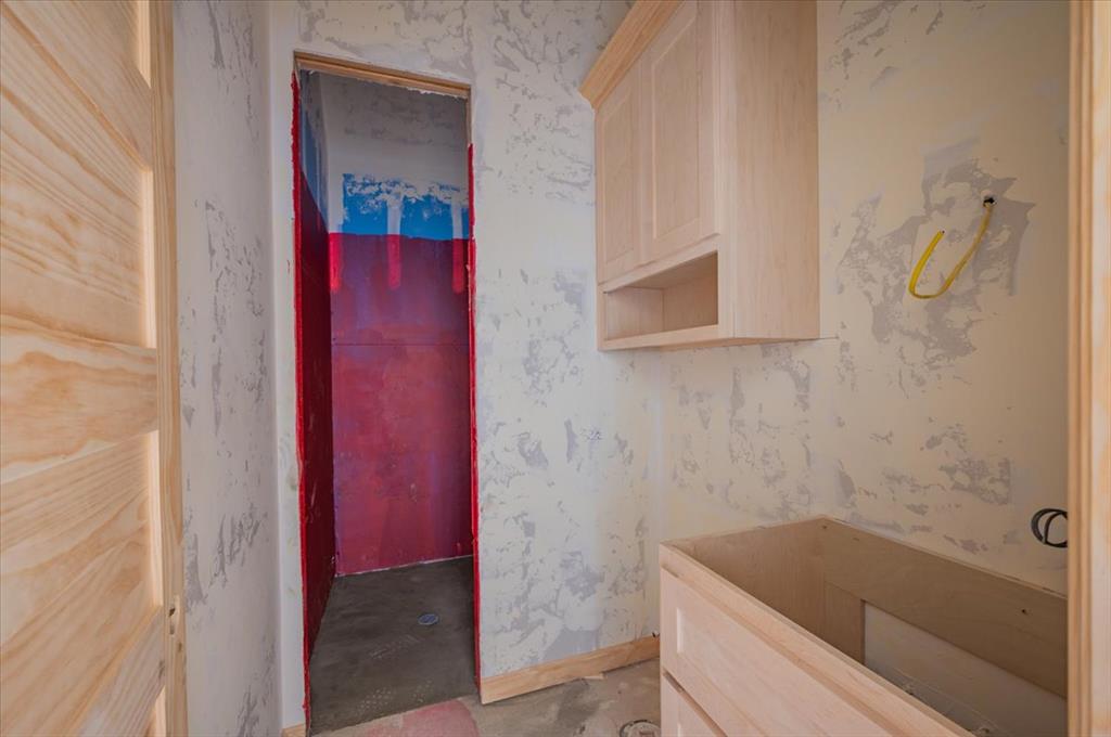 1111 Jozie Way Property Photo 27