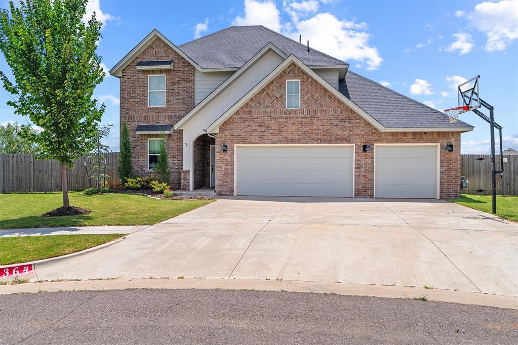 1364 Pineridge Circle Property Photo 2