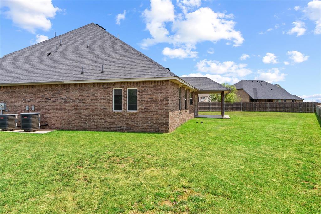 1364 Pineridge Circle Property Photo 34