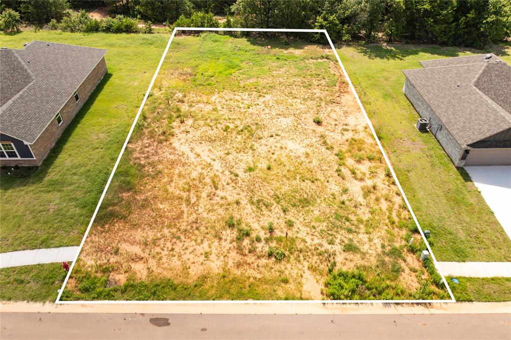 4648 Lincoln Landing Property Photo 1
