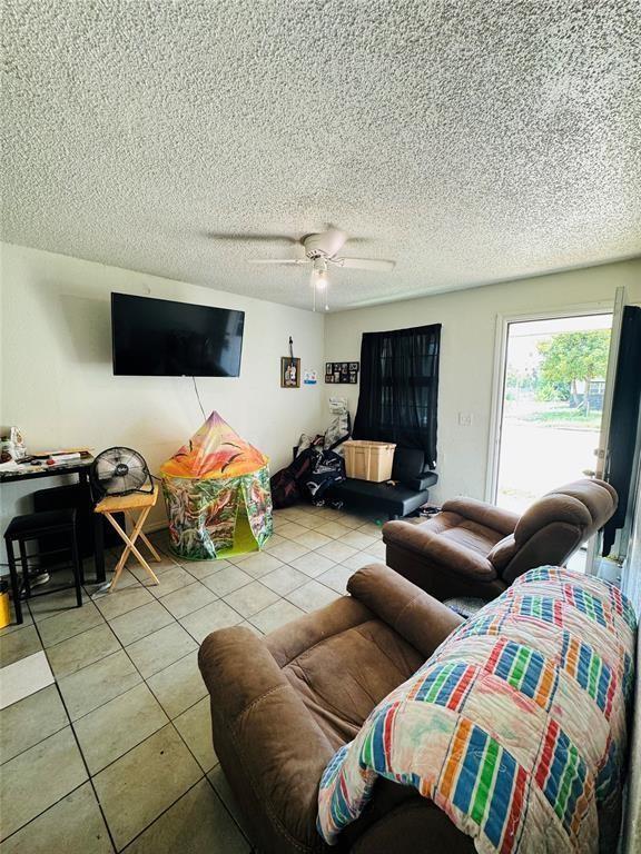 427 Se 17th Street Property Photo 1