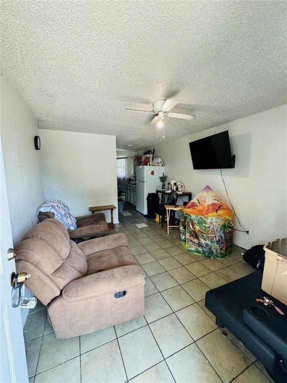 427 Se 17th Street Property Photo 5