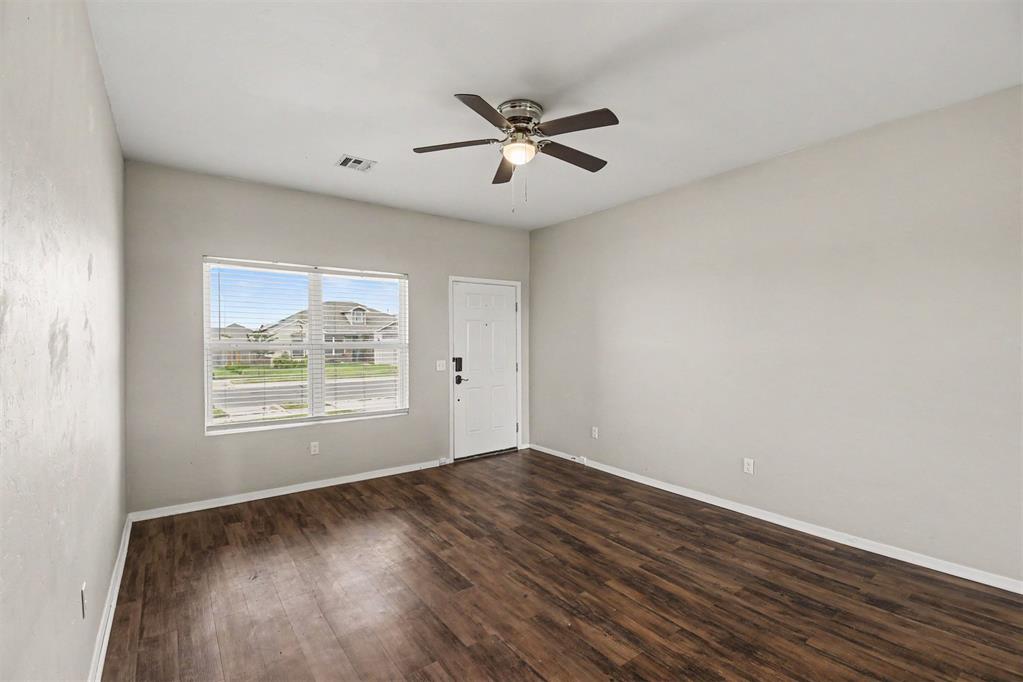 1733 Tumbleweed Way Property Photo 2
