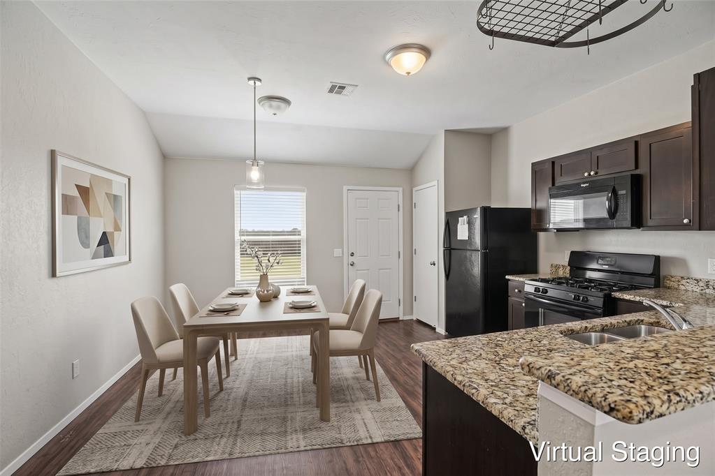 1733 Tumbleweed Way Property Photo 6