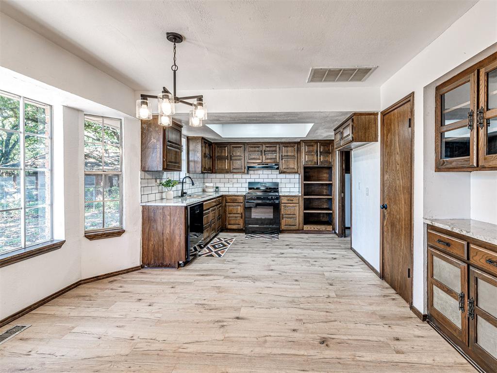 107 Clador Drive Property Photo 15