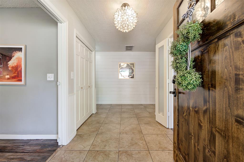 1301 Brookhaven Boulevard Property Photo 6