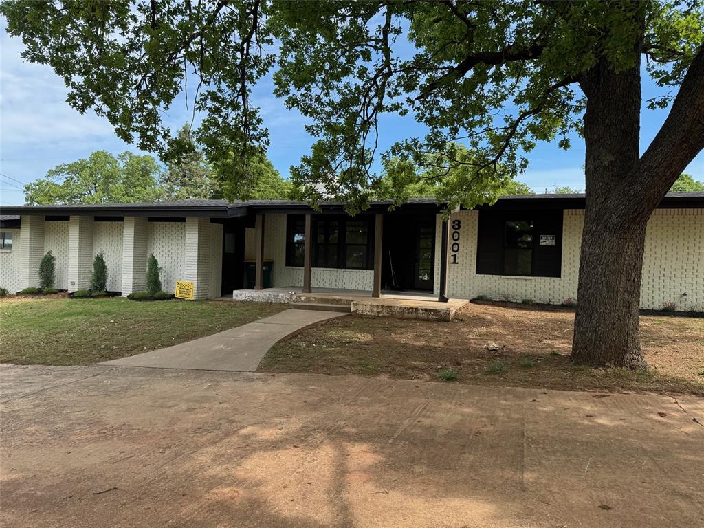 3001 Norcrest Drive Property Photo 1