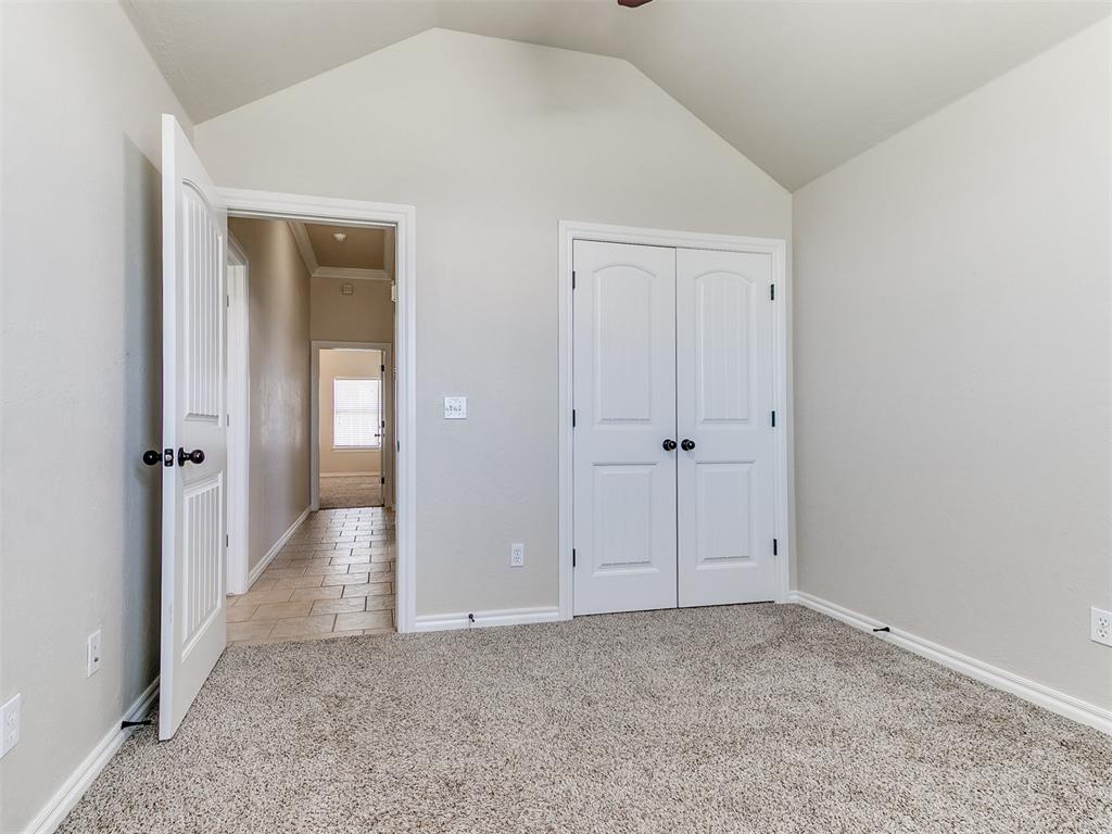 925 Ne 30th Street Property Photo 27